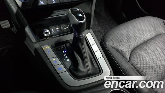 Hyundai Avante AD 1.6 GDI Smart, 2016 9