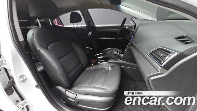 Hyundai Avante AD 1.6 GDI Smart, 2016 11