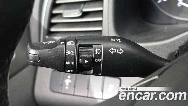 Hyundai Avante AD 1.6 GDI Smart, 2016 17