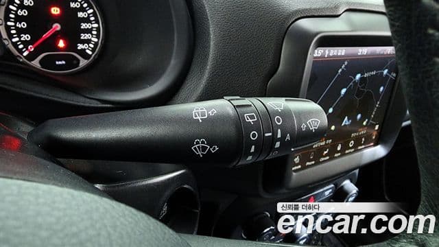 Jeep Renegade 2.4 Limited, 2019 16