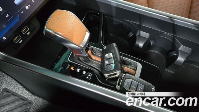 KG모빌리티(SsangYong) Torres T7, 2023 9