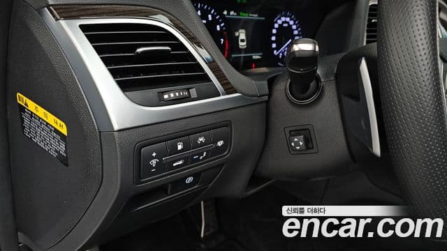 Genesis G80 Prestige, 2018 17