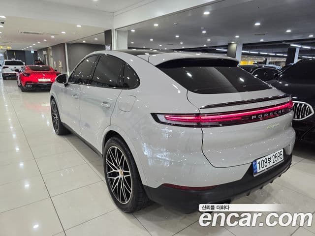 Porsche Cayenne (PO536) 3.0 E-гибрид купе, 2024 2