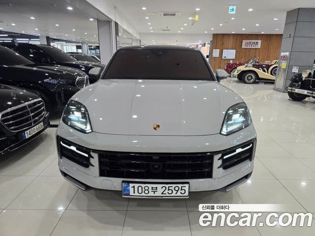 Porsche Cayenne (PO536) 3.0 E-гибрид купе, 2024 3