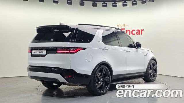 Land Rover Discovery 5 D300 Dynamic HSE, 2024 2