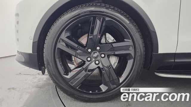 Land Rover Discovery 5 D300 Dynamic HSE, 2024 9