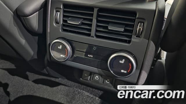 Land Rover Discovery 5 D300 Dynamic HSE, 2024 17