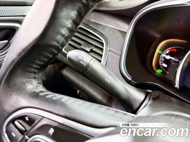 Renault Korea(Samsung) SM6 2.0 LPe LE (для людей с инвалидностью), 2016 7