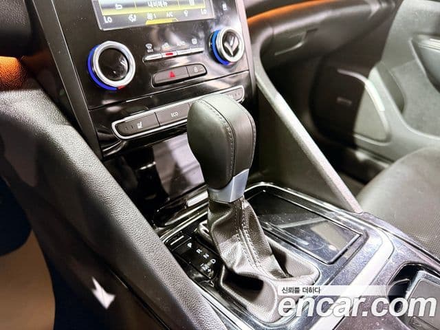 Renault Korea(Samsung) SM6 2.0 LPe LE (для людей с инвалидностью), 2016 10