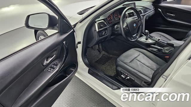 BMW 3시리즈 (F30), 2016 11