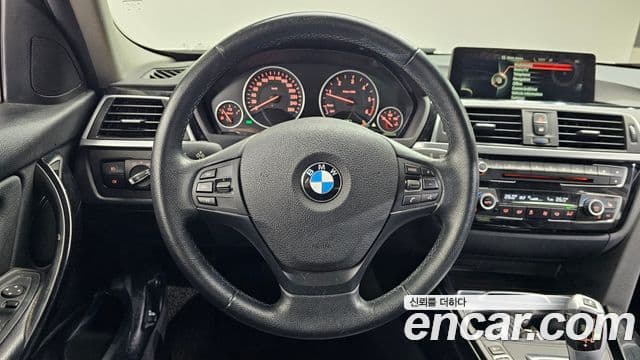 BMW 3시리즈 (F30), 2016 13