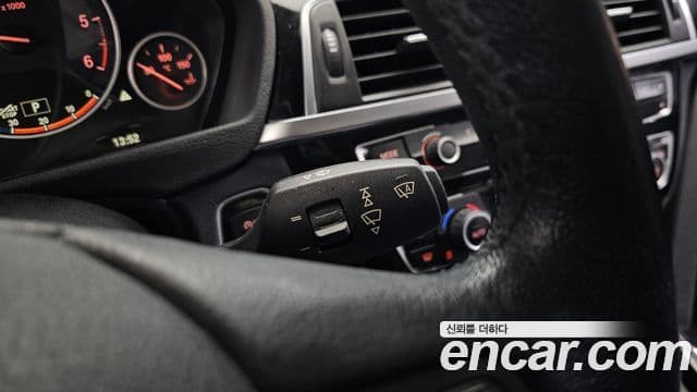 BMW 3시리즈 (F30), 2016 18