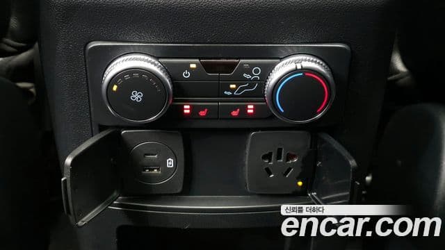 Ford Explorer 6세대 2.3 Limited 4WD, 2020 19