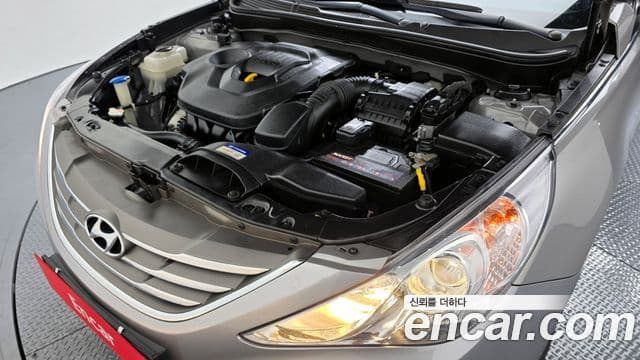 Hyundai YF Sonata Luxury, 2012 6