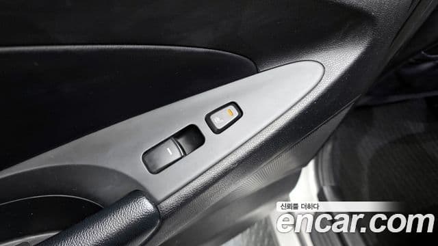 Hyundai YF Sonata Luxury, 2012 17