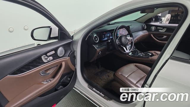 Mercedes-Benz E-класс W213 Avantgarde, 2020 11