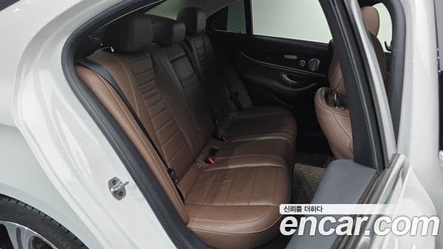 Mercedes-Benz E-класс W213 Avantgarde, 2020 12