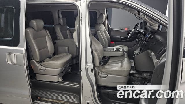 Hyundai Grand Starex Smart, 2017 12