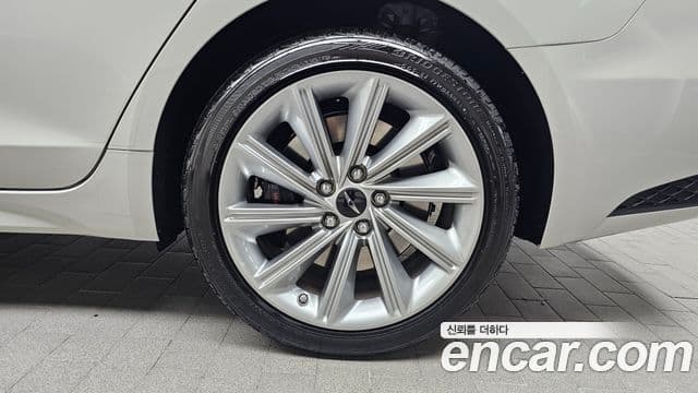 Genesis The / новый New G70 슈팅브레이크, 2024 все фото