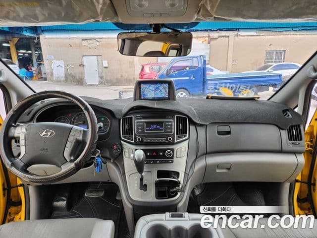 Hyundai Grand Starex детский перевозочный автомобиль, 2017 11