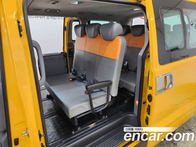 Hyundai Grand Starex детский перевозочный автомобиль, 2017 14