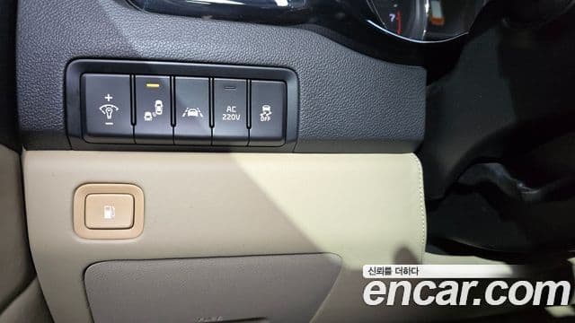 Kia The / новый New Carnival 9인승 High Limousine(компания по спецнадстройкам), 2019 16