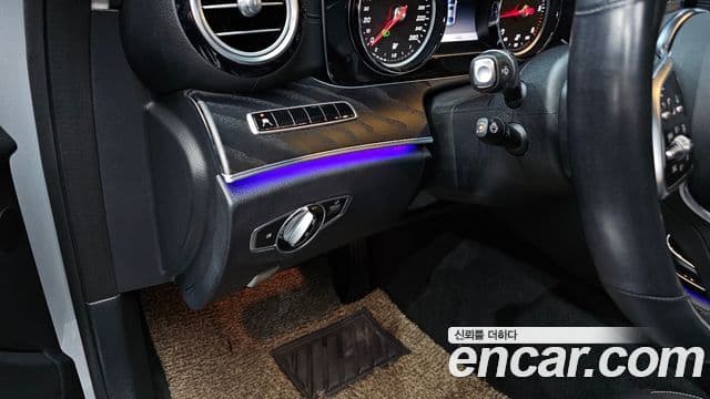 Mercedes-Benz E-класс W213 Exclusive, 2020 15