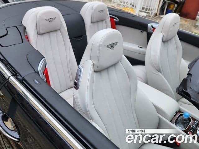 Bentley Continental GT 2세대 4.0 GTC, 2013 7