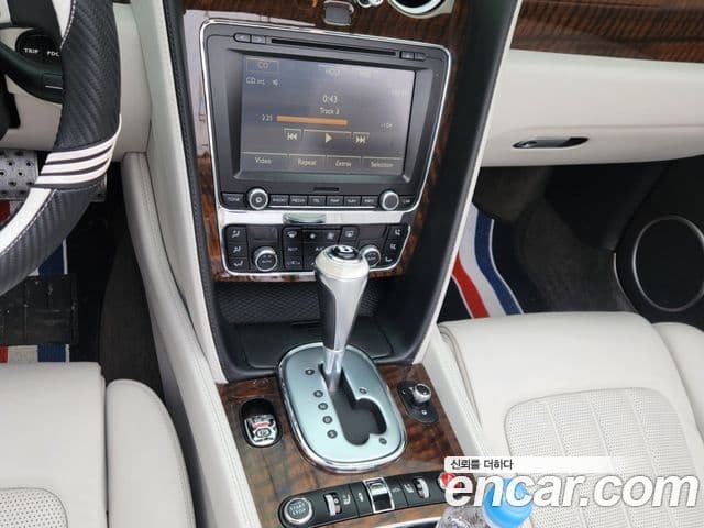 Bentley Continental GT 2세대 4.0 GTC, 2013 9