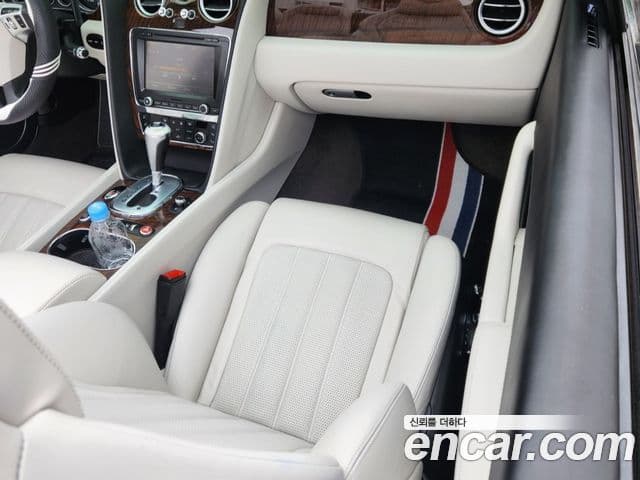Bentley Continental GT 2세대 4.0 GTC, 2013 10