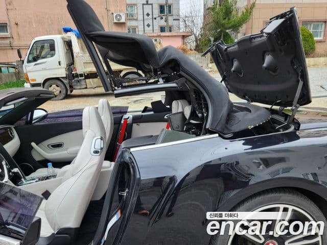 Bentley Continental GT 2세대 4.0 GTC, 2013 15