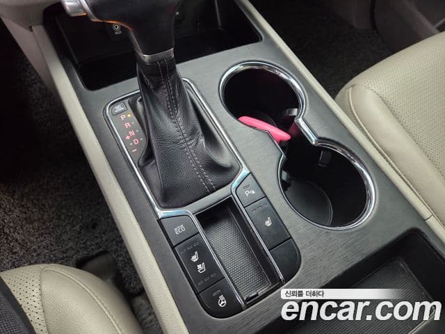 Kia The / новый New Carnival Luxury, 2019 13