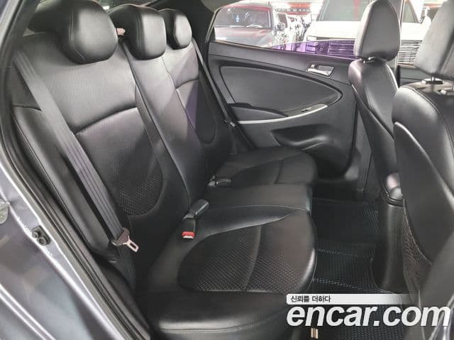 Hyundai Accent(новый кузов / новое поколение) Premium, 2014 9