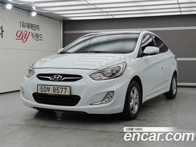 Hyundai Accent(новый кузов / новое поколение) Premier, 2011 1