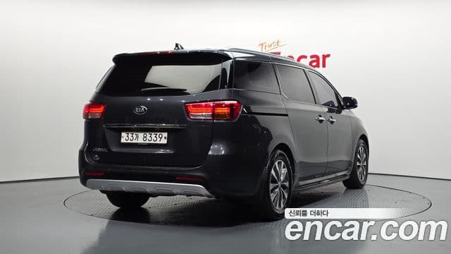 Kia All New Carnival Luxury, 2017 2