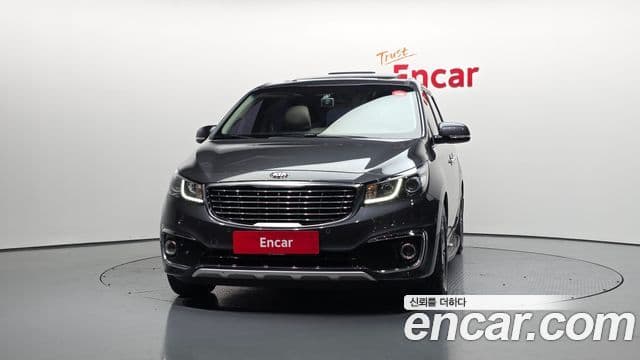 Kia All New Carnival Luxury, 2017 3
