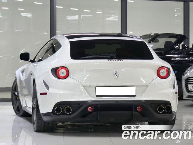 Ferrari FF, 2016 3