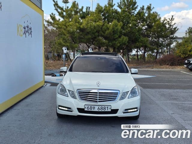 Mercedes-Benz E-класс W212 E300 Elegance, 2012 3