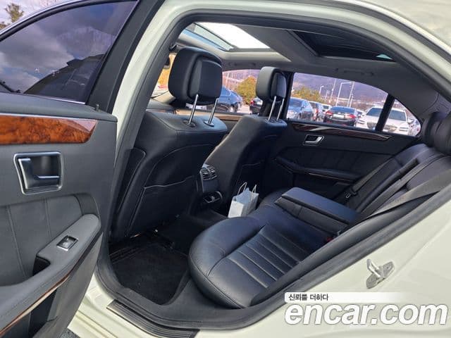 Mercedes-Benz E-класс W212 E300 Elegance, 2012 7