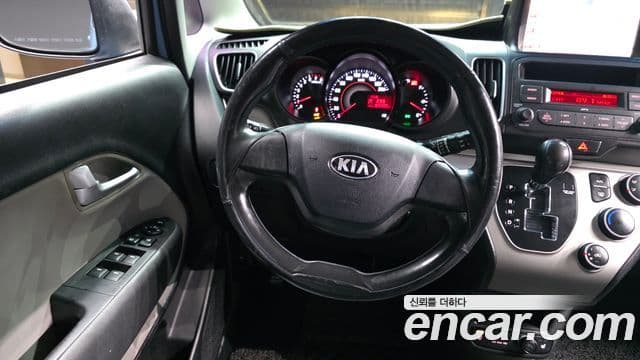 Kia Ray Special, 2013 13