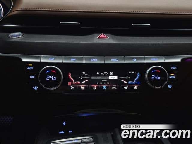 Genesis G80 (RG3) бензин 2.5 турбо 2WD, 2021 16