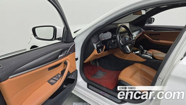 BMW 5시리즈 (G30) 520i M Sport, 2023 10