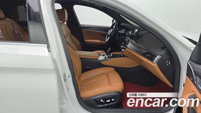 BMW 5시리즈 (G30) 520i M Sport, 2023 11