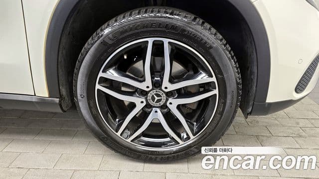 Mercedes-Benz GLA-класс X156 Premium, 2018 все фото