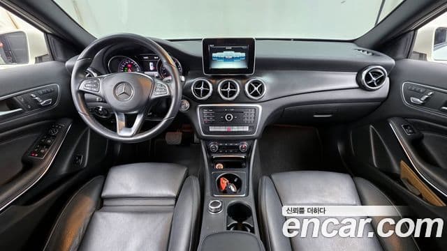 Mercedes-Benz GLA-класс X156 Premium, 2018 7