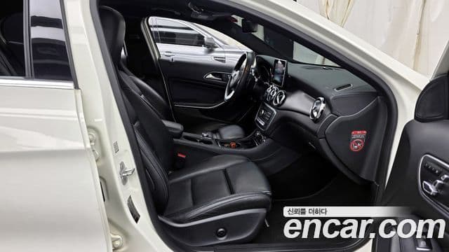 Mercedes-Benz GLA-класс X156 Premium, 2018 11