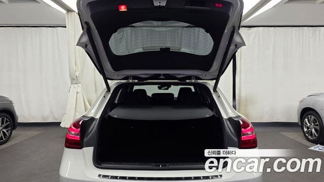 Mercedes-Benz GLA-класс X156 Premium, 2018 20