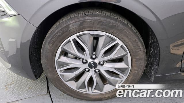 Kia K5 гибрид 3세대 Prestige, 2022 все фото