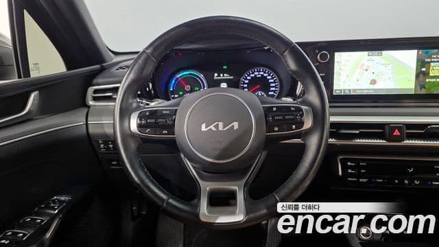 Kia K5 гибрид 3세대 Prestige, 2022 12
