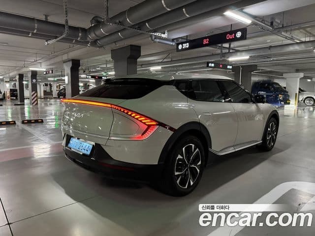 Kia The / новый New EV6 Air, 2024 6